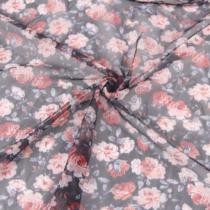 Elegant Plus-Size Nightdress with Floral Print and Lace Detailing
